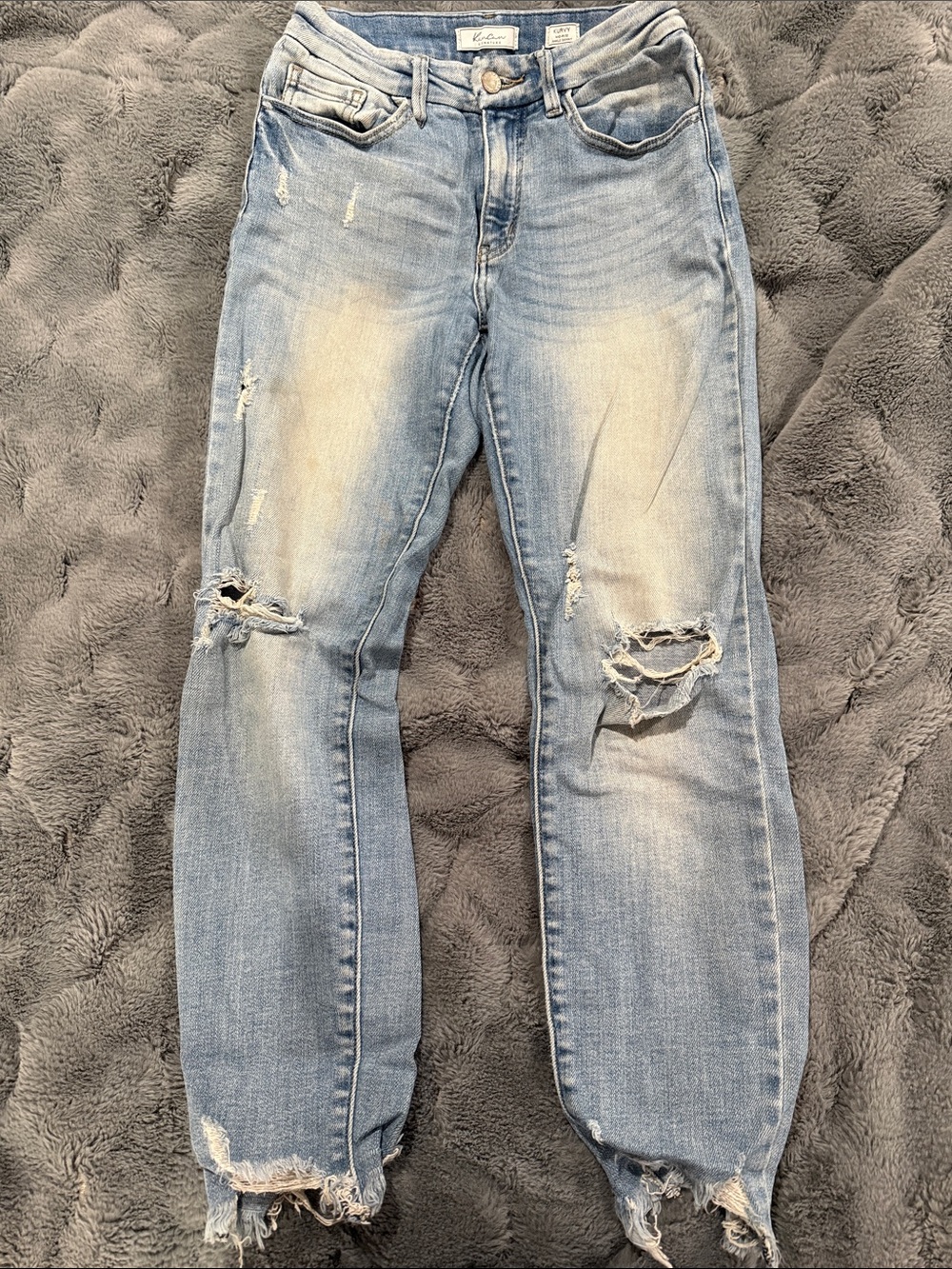 KanCan Light Blue Distressed Cropped Jeans